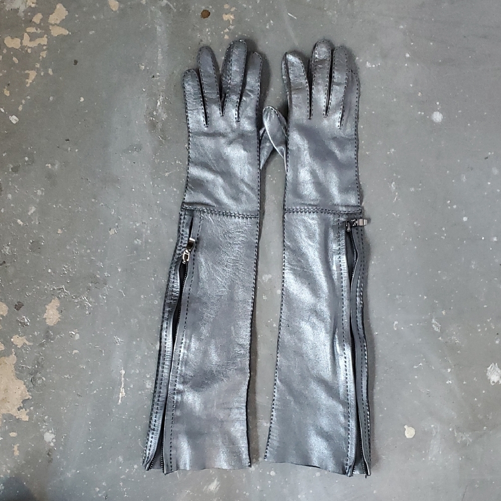 New Ann Everett Custom Made Long Silver Leather Gloves